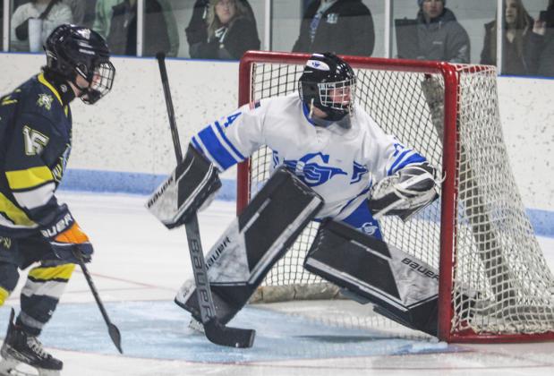 Gladwin hockey team learns its lessons after successful first season