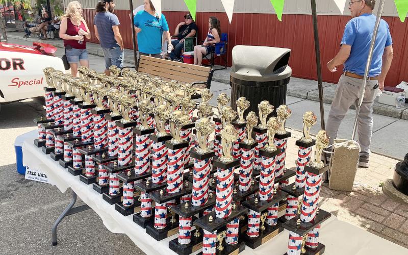 CAR SHOW BRINGS HOT RODS TO THE STREET