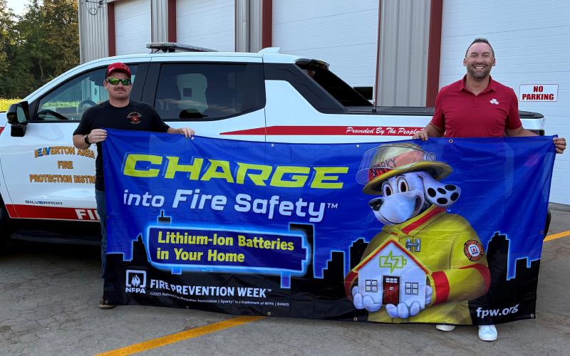 From left: Beaverton Area Fire Department Fire Chief Phil Andrist and State Farm Agent Brent Mishler.