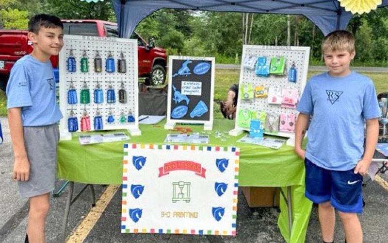 Fifth graders benefit church with their business R&amp;S Designs