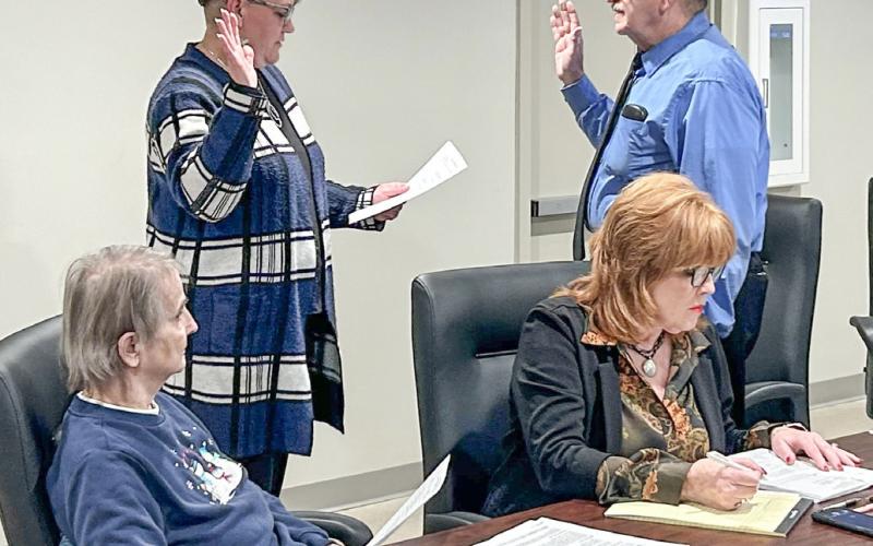 Beaverton City Council swears in elected officials