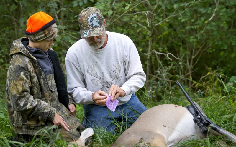 The Michigan Department of Natural Resources reminds hunters across the state that deer harvest reporting is once again required this hunting season.