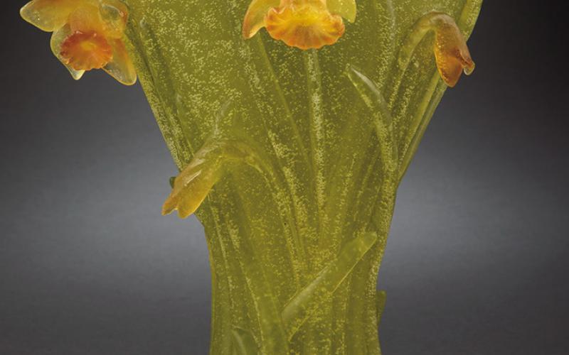 Daum designed many vases with flowers molded from ground glass. A vase like this looks like a bouquet on its own, and the flowers still look fresh after about a hundred years. HERITAGE AUCTIONS