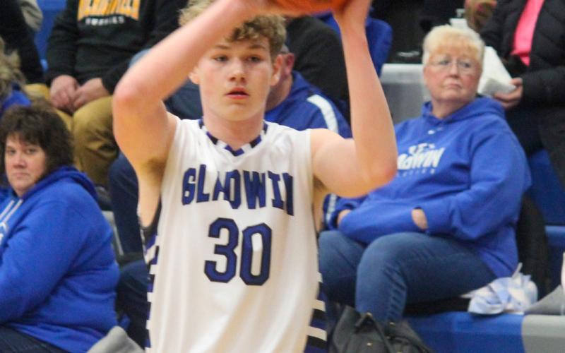 Gladwin defeats Clare in 2023’s final Coaches vs. Cancer game