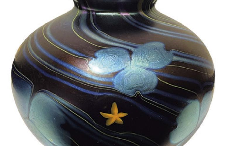 Art glass isn’t always antique. This vase made by Lundberg Studios in the 1970s combines classic techniques with modern sensibilities. RIVICH AUCTION