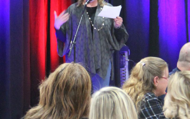 BABA President Amy Dull addresses the association during the annual event at the Beaverton Tavern.