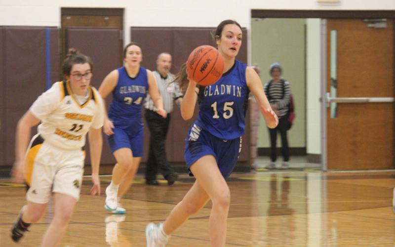 Gladwin girls basketball, dominant over Ogemaw in season opener