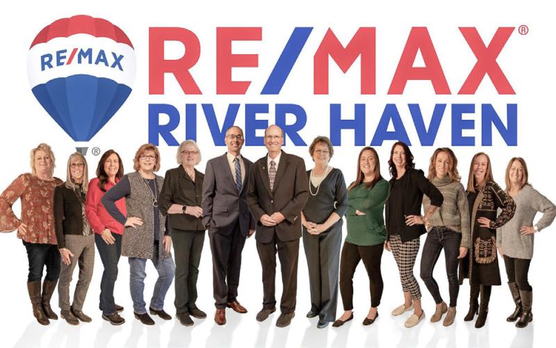 RE/MAX River Haven agents receive various honors