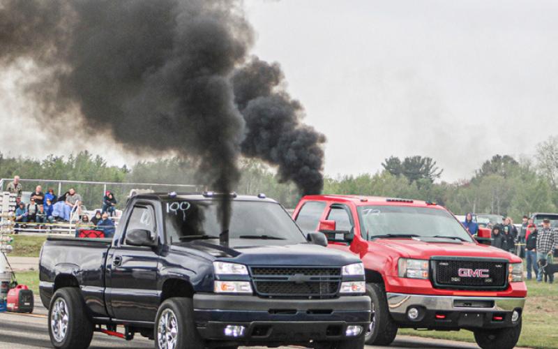 Racing action from last year’s Thunder on the Strip.