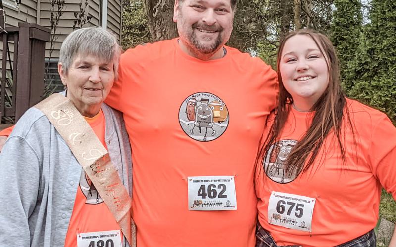 FAMILY COMPETE AT FESTIVAL