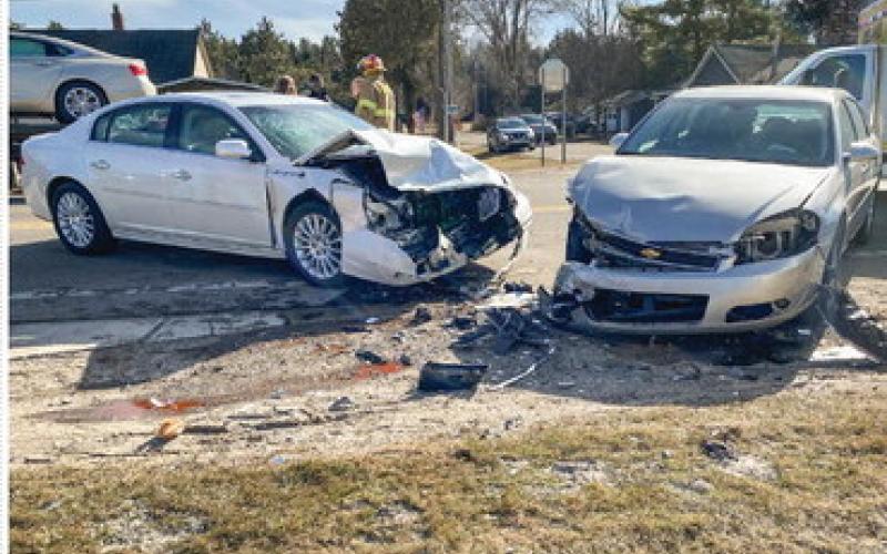 Accident temporarily closes Cedar Avenue