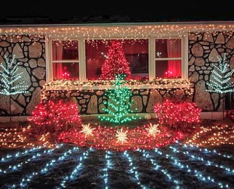 City of Gladwin Home Decoration Christmas Light Contest 2023.
