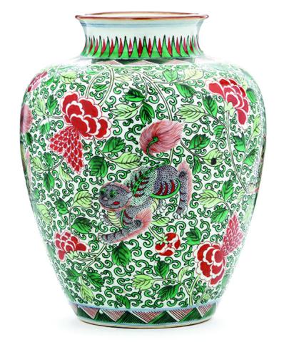 There’s no doubt that a vase like this one belongs to the famille verte, or “green family” of Chinese porcelain. Spring peonies and foo dogs are popular symbols. LELAND LITTLE