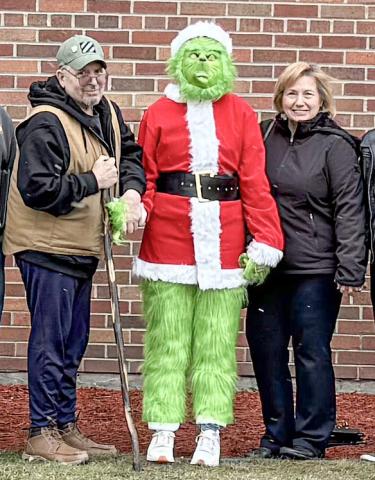 GRINCH VISITS BABA