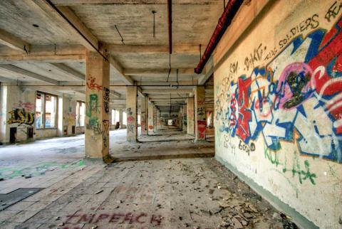 Michigan Central Station in 2009, prior to its renovation. DANIEL TUTTLE/UNSPLASH
