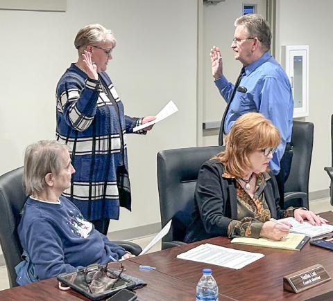 Beaverton City Council swears in elected officials