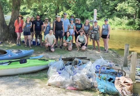 CEDAR RIVER GETS KAYAK CLEANUP