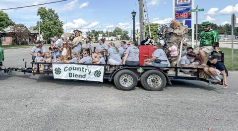 Gladwin County Fair holds parade through downtown