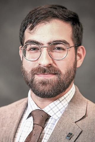 Dr. Gabriel Benzecry