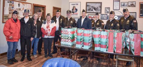 POST 171 DELIVERS GIFTS TO VETERANS