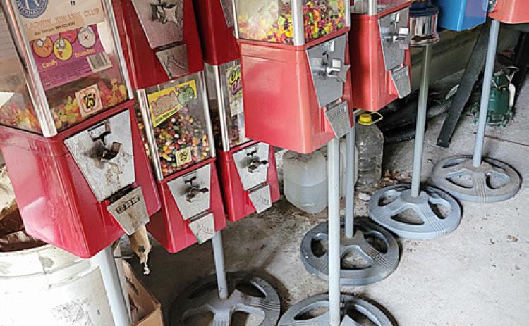 LOOKING FOR GUMBALL MACHINES