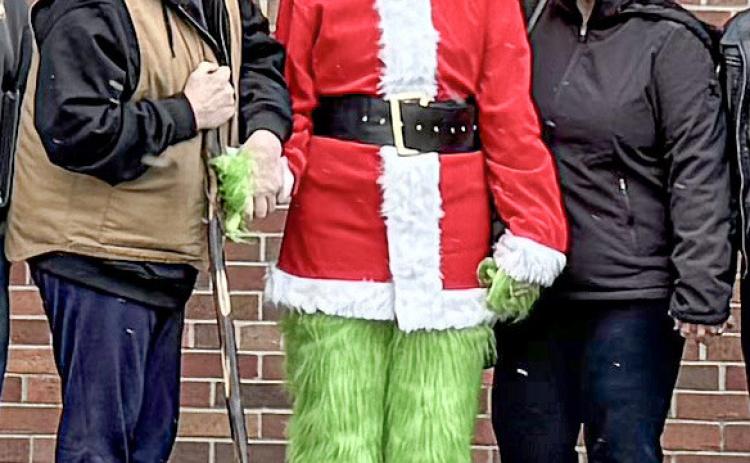 GRINCH VISITS BABA
