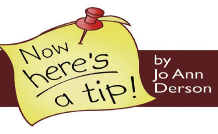 box of baking soda in the fridge. When it’s time to replace it, dump it down the drain and follow with a small bottle of vinegar and a hot water flush. Keep your kitchen smelling nice and us