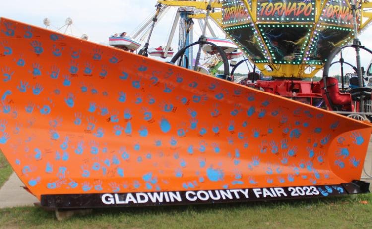 PAINT THE PLOW