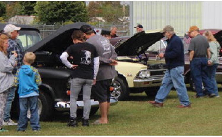 Cruisin’ Classic Car Show a success