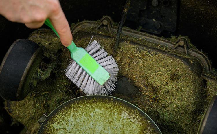 6 Steps to Winterize a Lawn Equipment