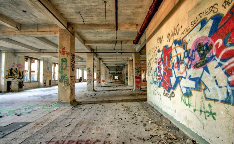 Michigan Central Station in 2009, prior to its renovation. DANIEL TUTTLE/UNSPLASH