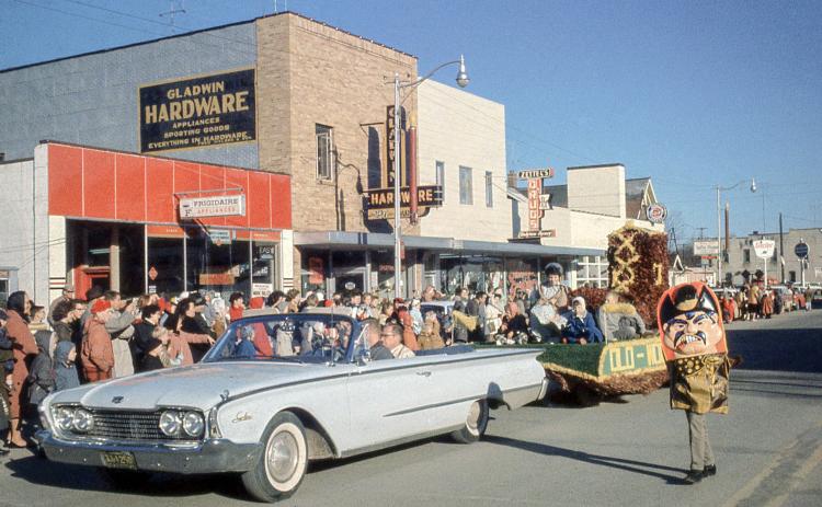 A LOOK BACK IN TIME | GLADWIN CHRISTMAS PARADE 1961