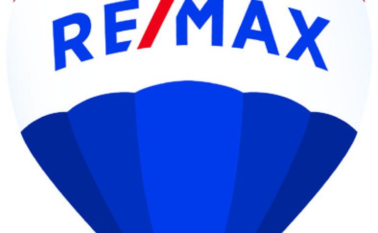RE/MAX River Haven agents receive honors