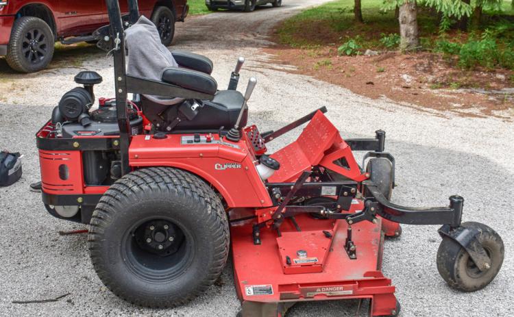 Tractor accident takes life of local man