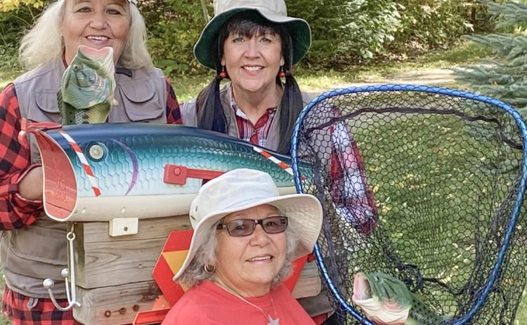 Pictured left to right are: Brenda Povey, Janie Ogg, and Beulah Mead.