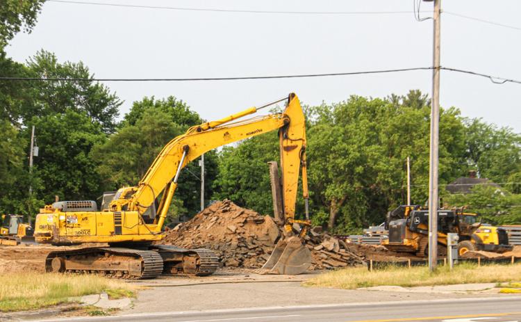 WORK PROGRESSES ON DG MARKET IN GLADWIN