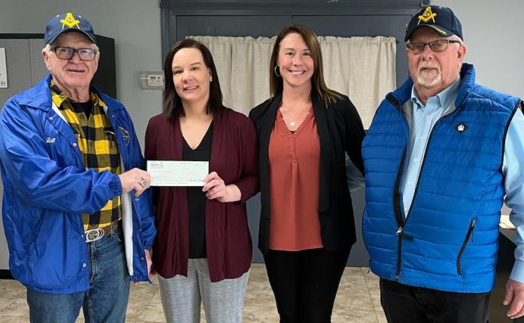 GLADWIN MASONIC LODGE DONATES TO COUNCIL ON AGING