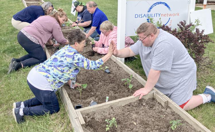 GARDEN GETS GROWING AT ARNOLD CENTER