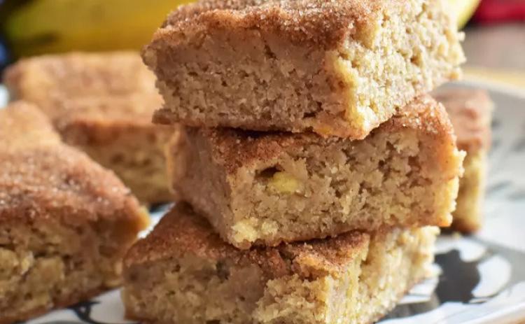 Banana Snickerdoodle Bars