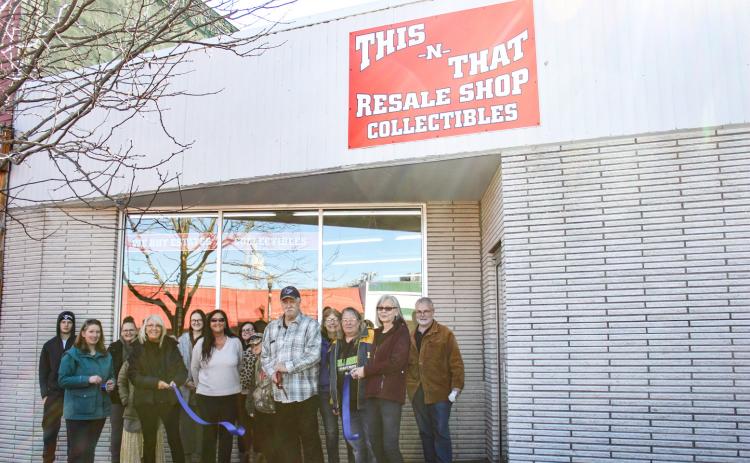 This N That Resale and Collectibles holds grand opening
