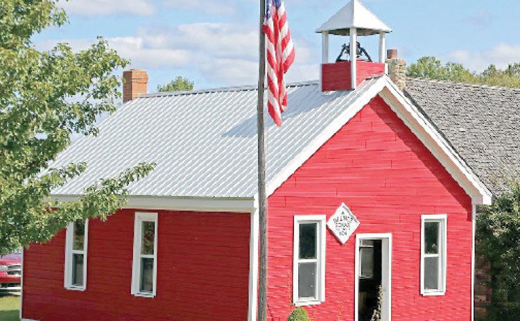 Santa comes to Gladwin’s historical schoolhouse