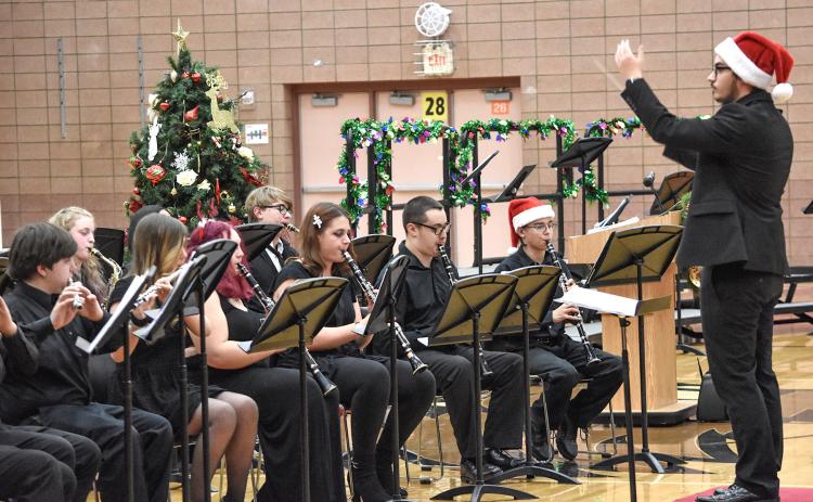 BEAVERTON STUDENTS PERFORM CHRISTMAS CONCERT