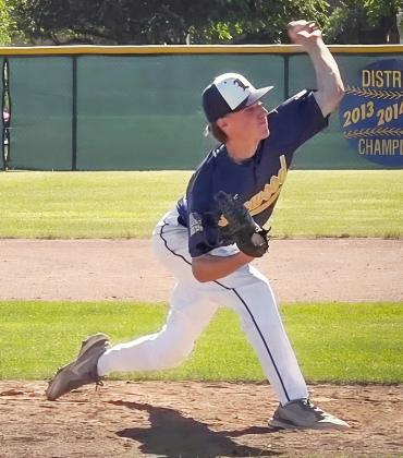 Carter McLaren delivers a pitch versus the MidMichigan Beavers.