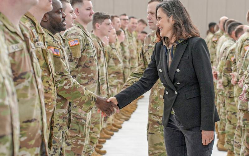 Governor Whitmer is pictured greeting soldiers of the Michigan Army National Guard’s (MIARNG) 3rd Battalion (General Support), 238th Aviation Regiment, (3-238th GSAB).