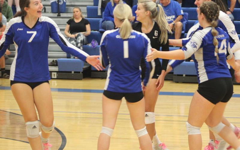 Gladwin players were dominant after the halfway point of the first set.