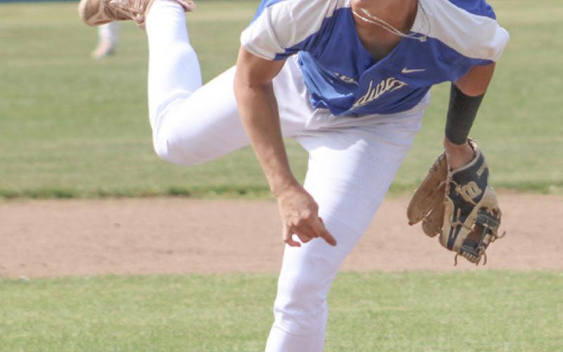 District semifinal gets away from Gladwin baseball team