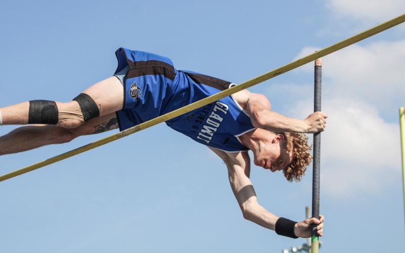 Gladwin boys put finishing touch on JPC track title