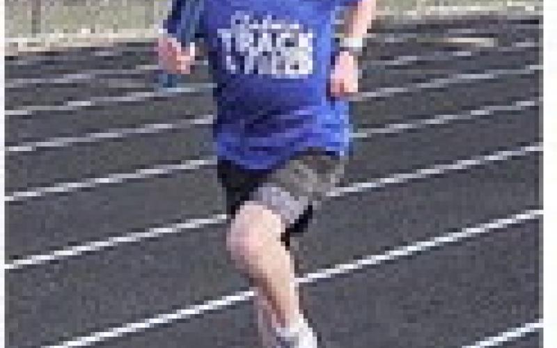 Jonah Griffiths had a successful day competing in the 4x800 meter relay and the 3200 meter run.