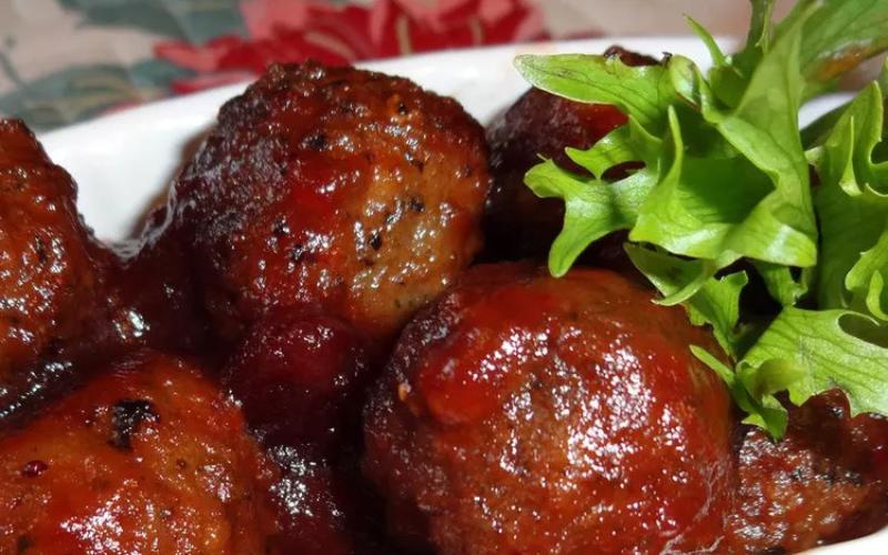 Cape Cod Cocktail Meatballs
