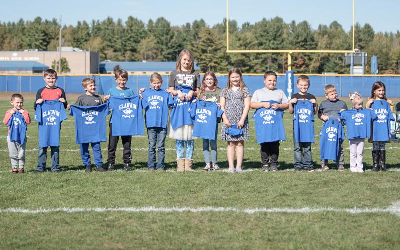 Top 10 winners with their prizes created by S&amp;amp;H Engraving.